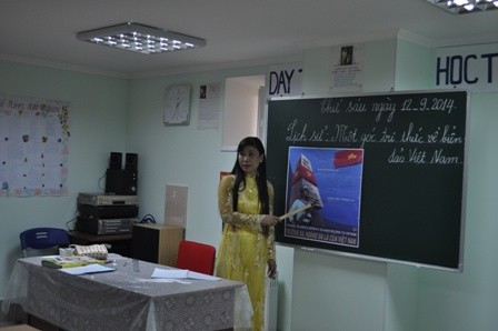  Khánh thành lớp học tiếng Việt cho con em cộng đồng Việt Nam tại Odessa (Ucraina) - ảnh 6